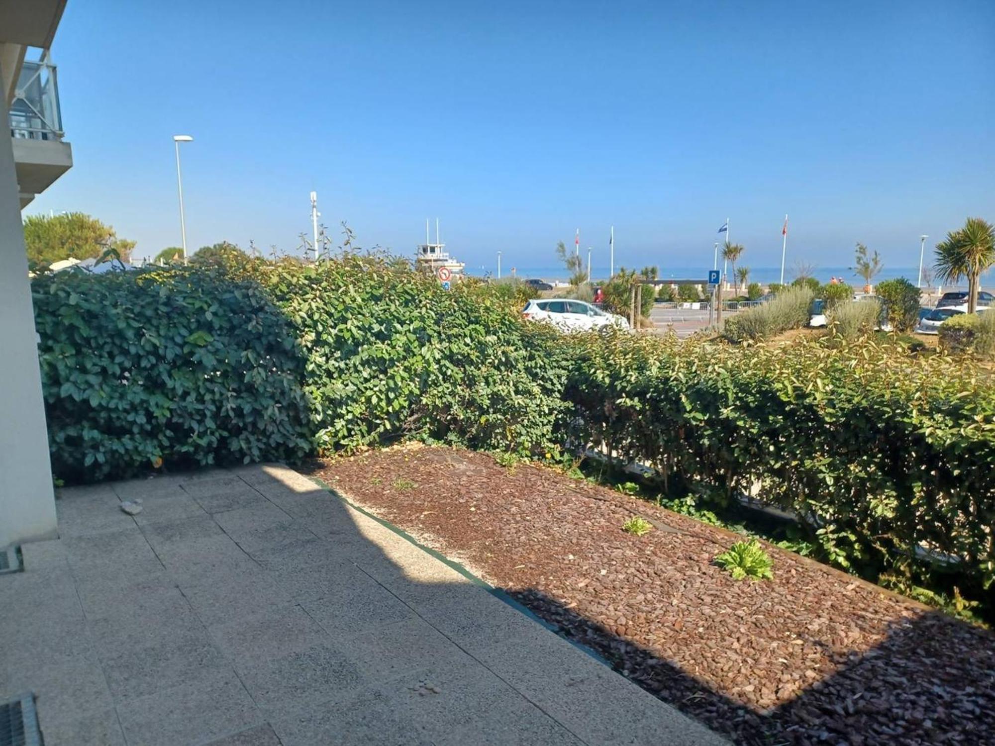 Appartement Rez-De-Jardin, Front De Mer, 4 Pers, Calme, Wifi Gratuit - Fr-1-465-46 Merville-Franceville-Plage Luaran gambar